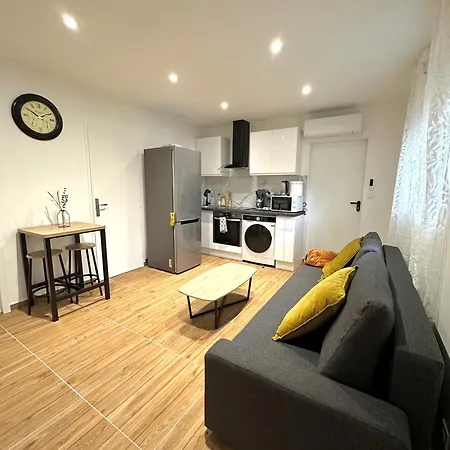 Apartment T2 Proche Gare Sncf A 15 Min De Lyon Serezin-du-Rhone